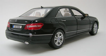 [Image: large5_165.jpg]